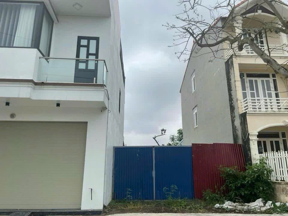 Duy nhất 1 lô mặt đường 353 Phạm Văn Đồng giá 3.x tỷ – Trục kinh doanh lớn – Vị trí đối diện Trâu