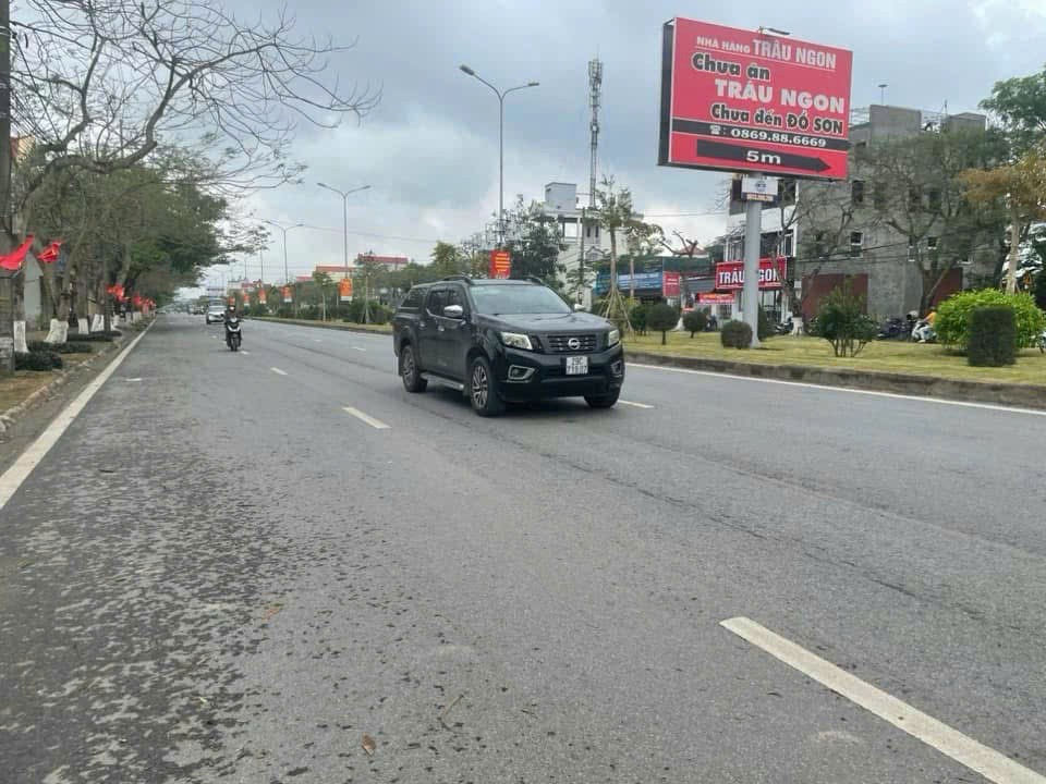 Duy nhất 1 lô mặt đường 353 Phạm Văn Đồng giá 3.x tỷ – Trục kinh doanh lớn – Vị trí đối diện Trâu