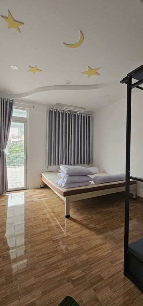 Bán nhà 2 tầng đường số 13, Phường Linh Xuân, Thủ Đức, TP HCM. DT 100m2  giá chỉ 6,85  tỷ, sổ hồng