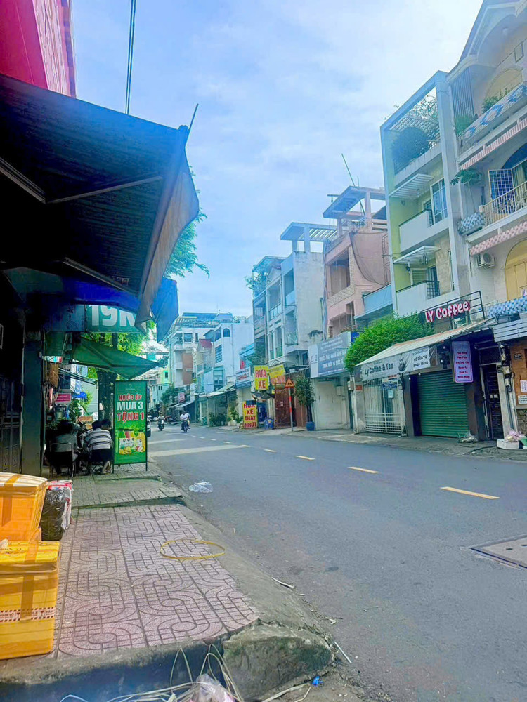 Hẻm 198/32E.Nguyễn Duy Dương.Q10