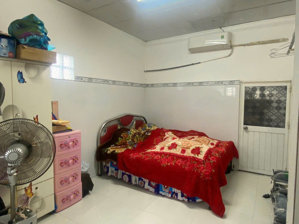 Cần Bán Nhà Mặt Tiền Đường Trần Phú – Đối Diện Trường Tiểu Học, Kế Bên Bệnh Viện Đa Khoa Tỉnh Vĩnh