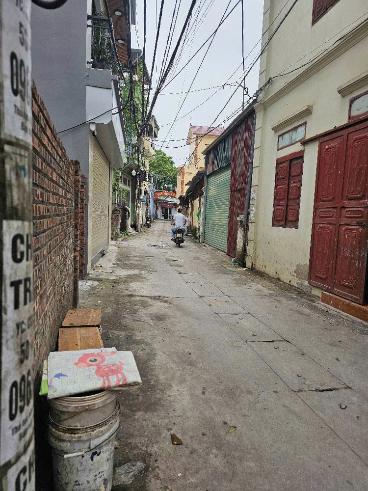 🔥🔥🔥HIẾM- NHÀ MỚI TINH- 5 TẦNG - CẦU THANG MÁY- NỘI THẤT ĐẸP- NGÕ NÔNG- GẦN PHỐ🔥🔥🔥