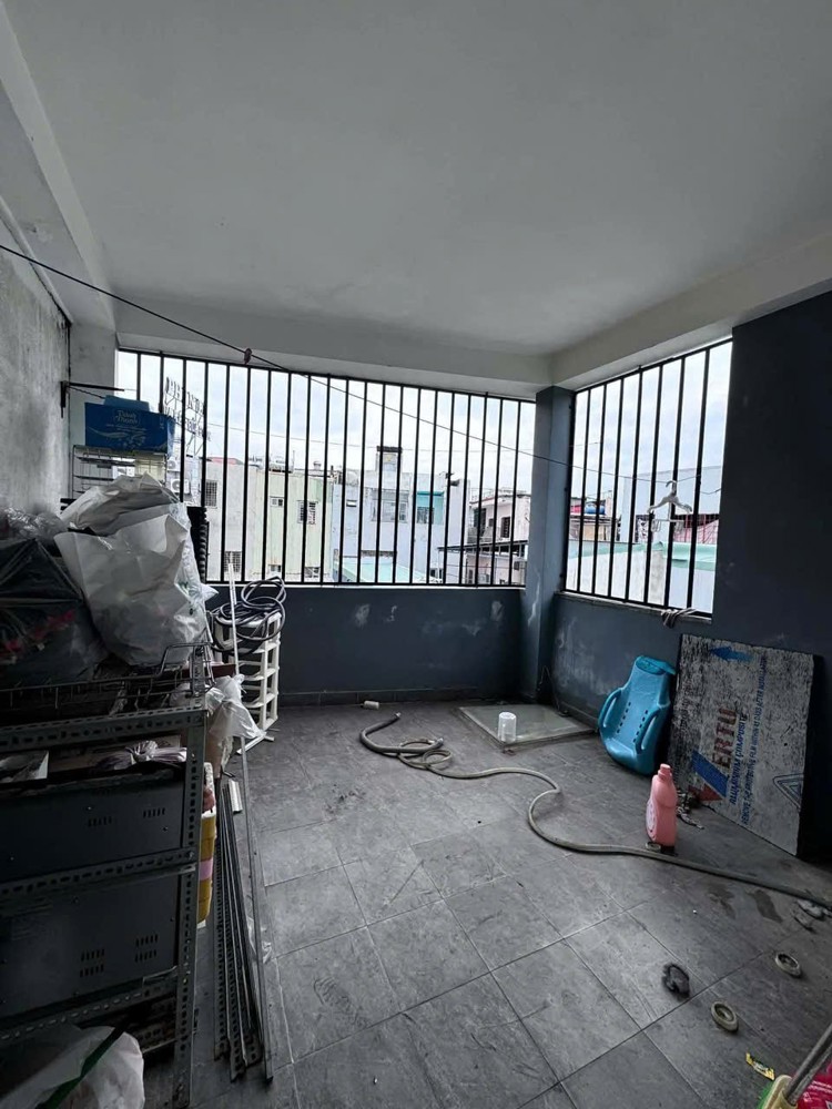 NHÀ VỊ TRÍ ĐẸP- GIÁ TỐT CHÍNH CHỦ Bán Nhà 3 Tầng Kiệt Đường Nguyễn Đức Trung, TP. Đà Nẵng