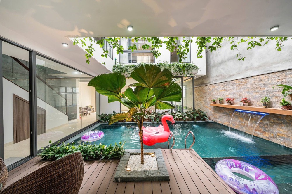 BÁN VILLA HỒ BƠI MT VƯƠNG THỪA VŨ, GẦN TÒA THÁP ĐÔI SUN. LH 0905233234