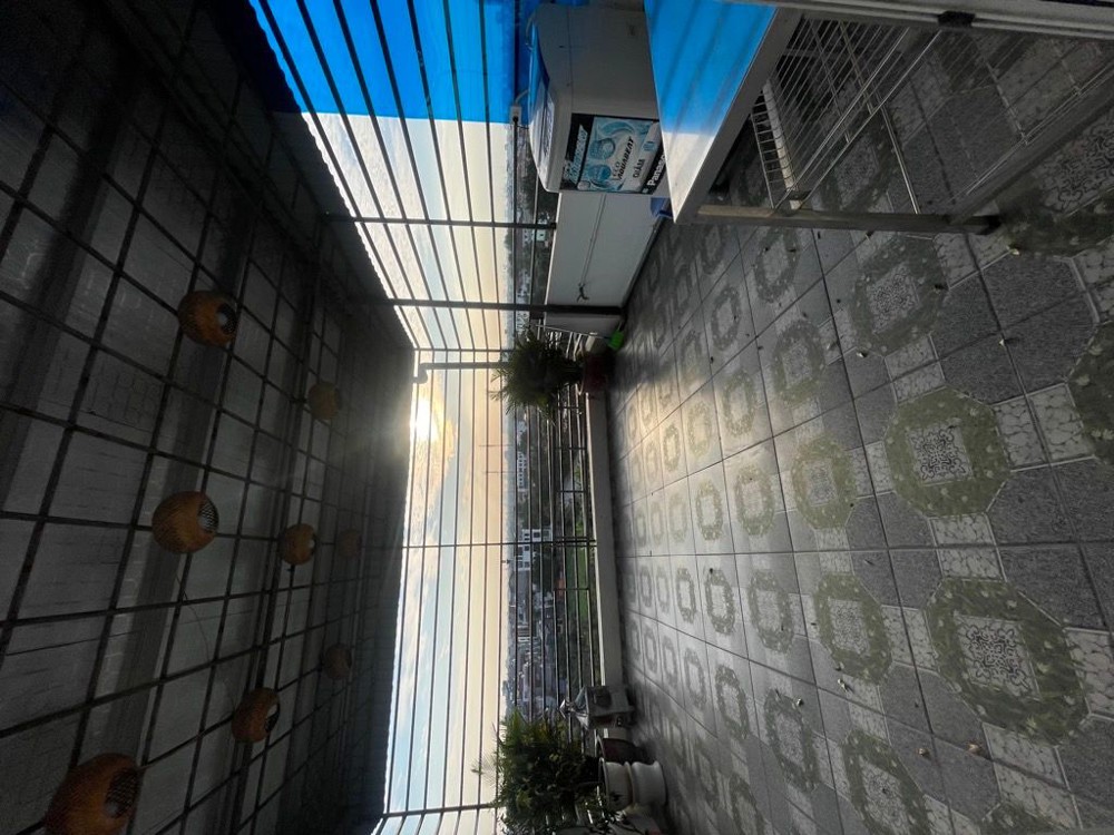 Hiếm ! Bán nhà ngõ 193 Bồ Đề 63m x 5T oto thông chỉ nhỉnh 15t còn tl