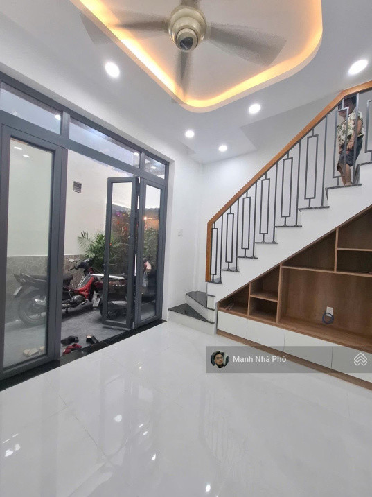 BÁN NHÀ NI SƯ HUỲNH LIÊN P.10 TÂN BÌNH 2 TẦNG 5 X 7 3PN 2WC GIÁ 4.25T TL