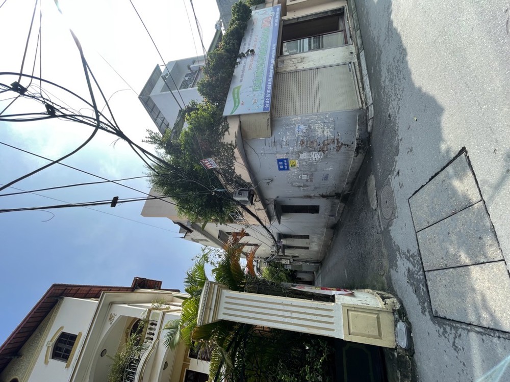 Chỉ hơn 10 tỷ nhà 47m x 4T ngõ 193 Bồ Đề, oto thông, qua nhà vào nhà, cách hồ chưa đến 100m