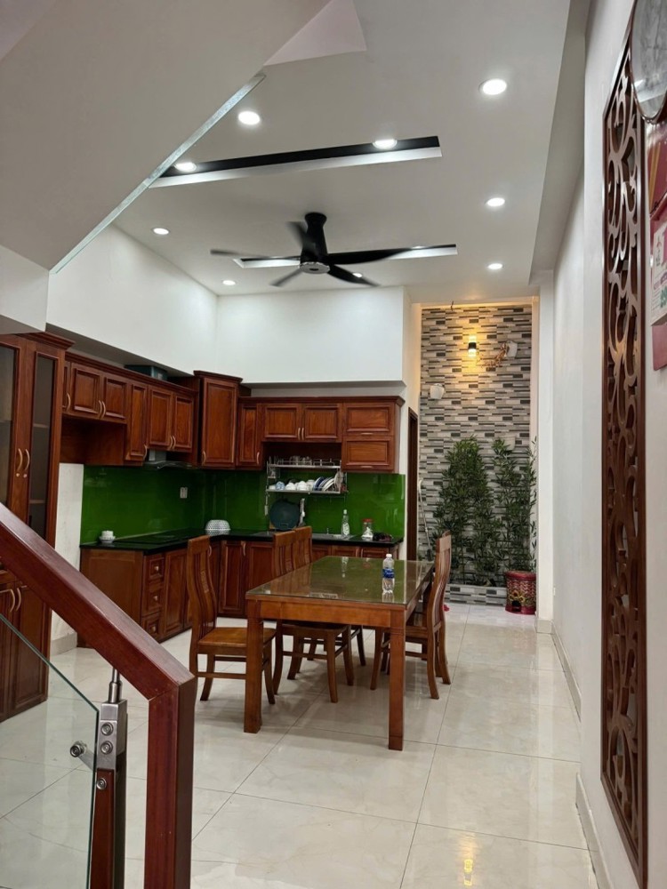 Bán nhà 4 tầng đường 182, Tăng Nhơn Phú A, Q.9, Hồ Chí Minh, diện tích 77m2, giá 7,95  tỷ,