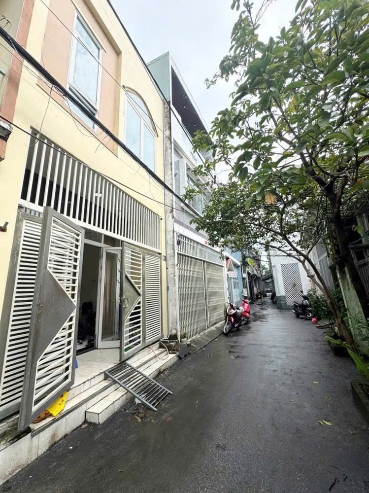 NHÀ ĐẸP - Chính Chủ Cần Bán căn Nhà 2 Tầng Kiệt Ô Tô Đường Nguyễn Phước Nguyên, Tp Đà Nẵng