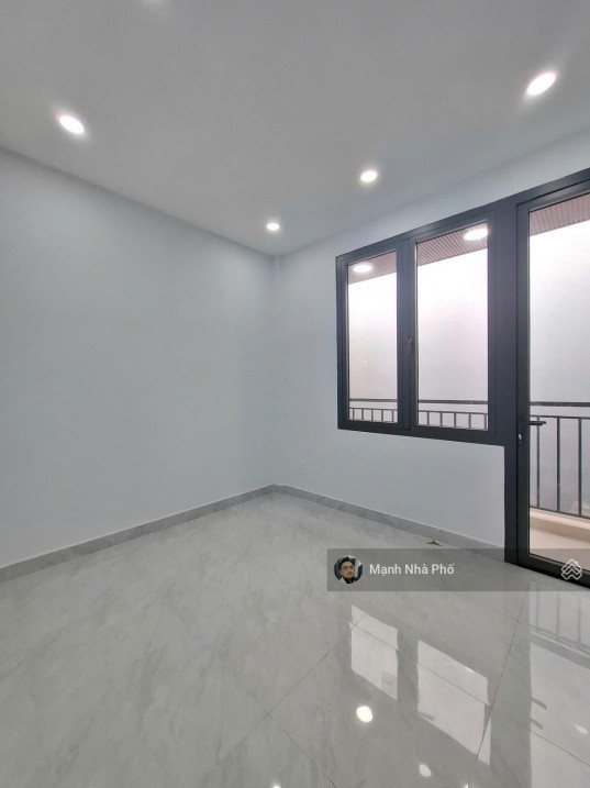 BÁN NHÀ NI SƯ HUỲNH LIÊN P.10 TÂN BÌNH 2 TẦNG 5 X 7 3PN 2WC GIÁ 4.25T TL