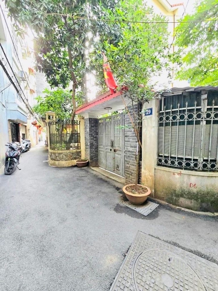 trích sài hồ tây 40m x6 tầng 14,8 tỷ dân xây 2 thoáng 40m ra hồ,view hồ,ngõ thông