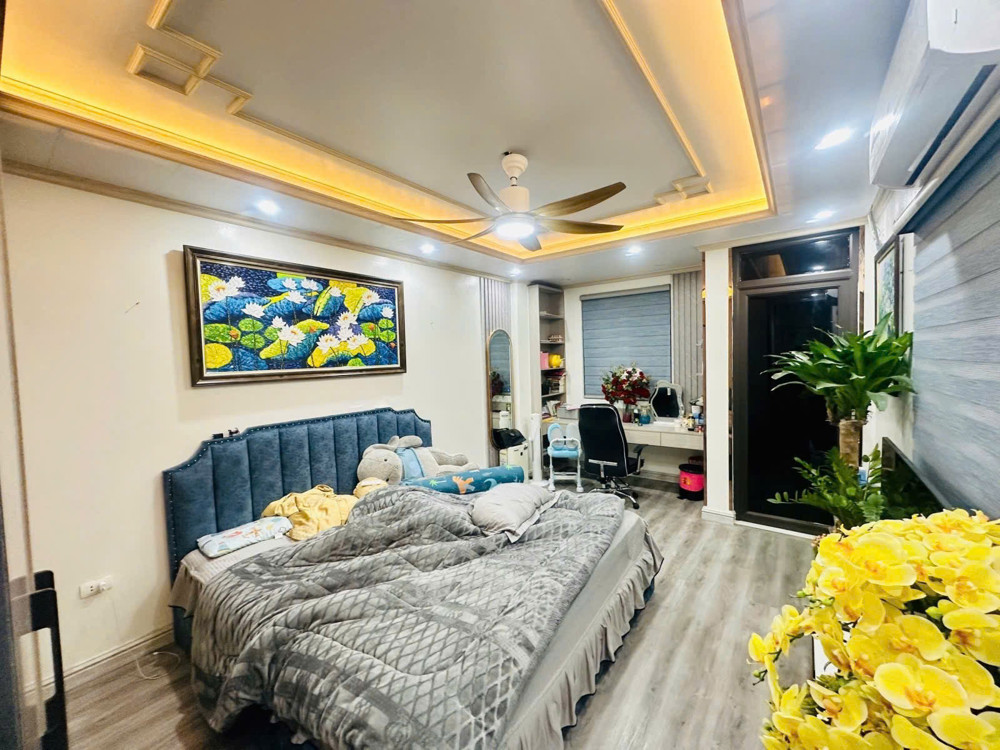 LÔ GÓC SIÊU THOÁNG SÁNG - Ô TÔ ĐỖ CHÂN CẦU THANG- KHU DÂN TRÍ CAO - Vĩnh Phúc 110 m, 3PN,nhỉnh 6 tỷ