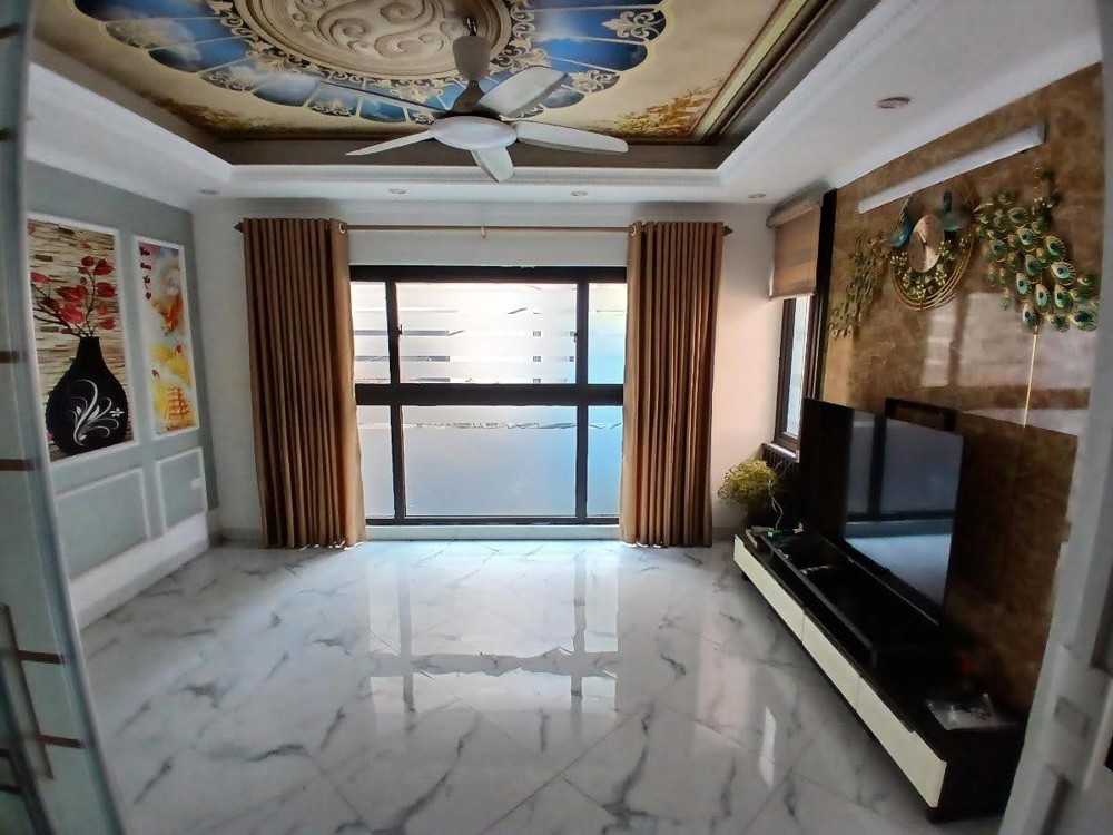 Nhà phố Khương Hạ-Lô góc - 42m*7tầng*5.5mMT-Thang máy-Ngõ Ôtô-Kinh doanh-Giá 15,2 tỷ