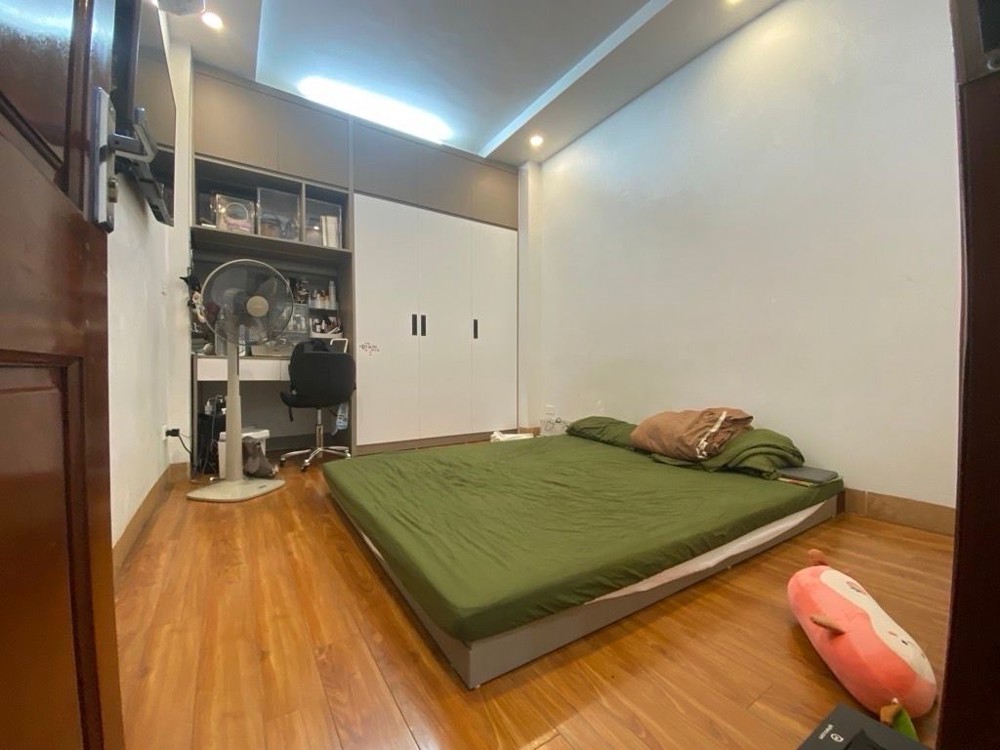 hoàng hoa thám DT 25m 6,9 tỷ lô góc 3 thoáng,dân xây,ngõ thông,ba gác tránh