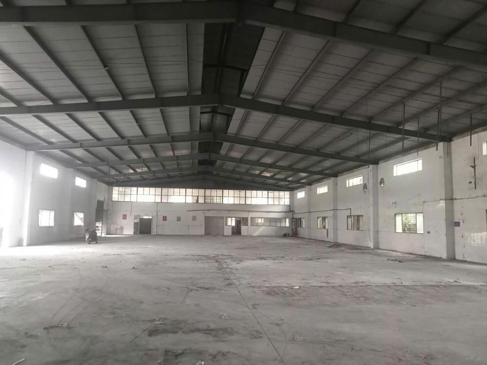 Cho thuê 980m2 kho xưởng tại KCN Ngọc Hồi - Vị trí đắc địa, xe Container vào tận nơi