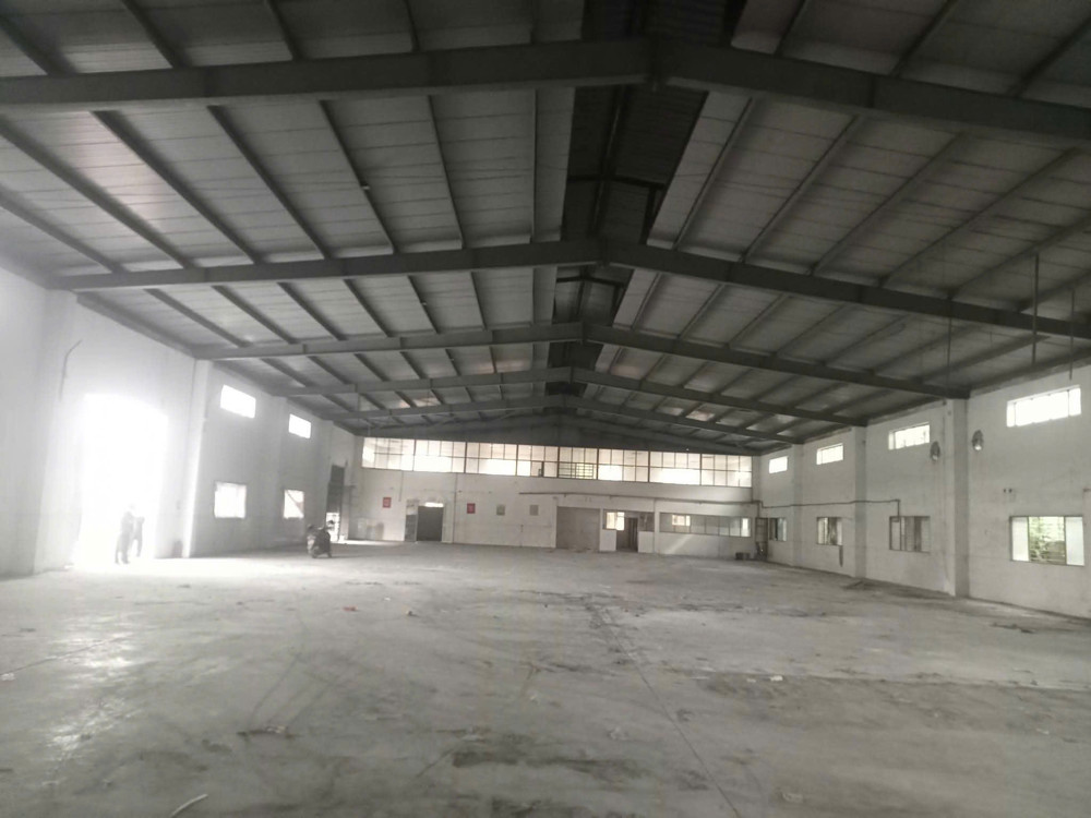 Cho thuê 980m2 kho xưởng tại KCN Ngọc Hồi - Vị trí đắc địa, xe Container vào tận nơi