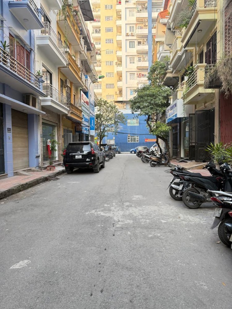 Nhà phân lô Nguyễn Cảnh Dị- 54m*5tầng*4.5mMT- Ôtô đỗ cửa 24/7-Kinh doanh-Giá 21,4 tỷ