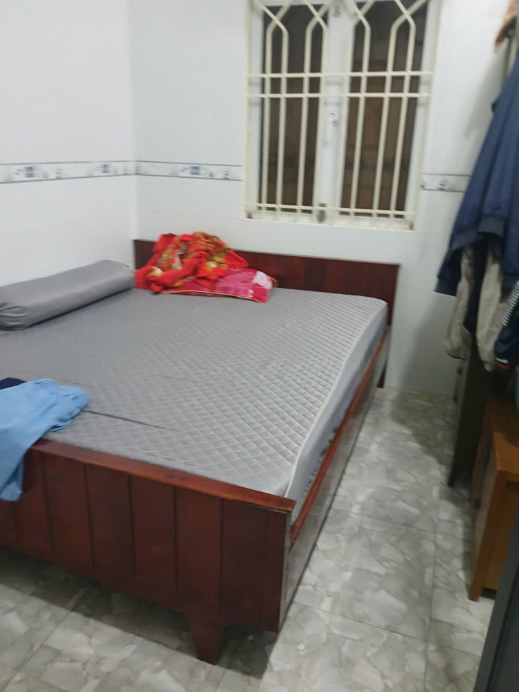 Bán nhà 132m2 P.Trấn Biên,SHR đường xe hơi (có sân xe hơi).Gần ĐH Lạc Hồng