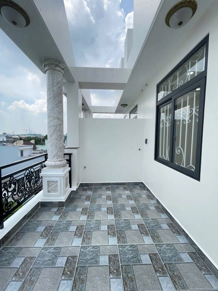 Nhà Quốc Lộ 13, 60M2 X 4 Tầng Btct, Hoàn Công, Ô Tô Vào Nhà, 7 Tỷ Nhỉnh Còn Tl