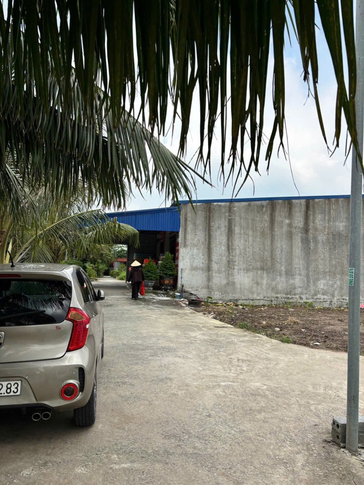 8xx TRIỆU – CHỈ CÒN 2 LÔ F0 QUYẾT TIẾN 2 – GẦN CHỢ – NGANG 5M HIẾM  ZALO 0567 222 555