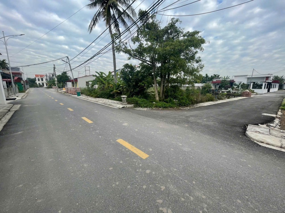 9xx TRIỆU – LÔ ĐẤT TÂN PHONG KIẾN THỤY – NGÕ NHỰA 4M Ô TÔ TRÁNH – TẦM TIỀN HIẾM  ZALO 0567 222 555