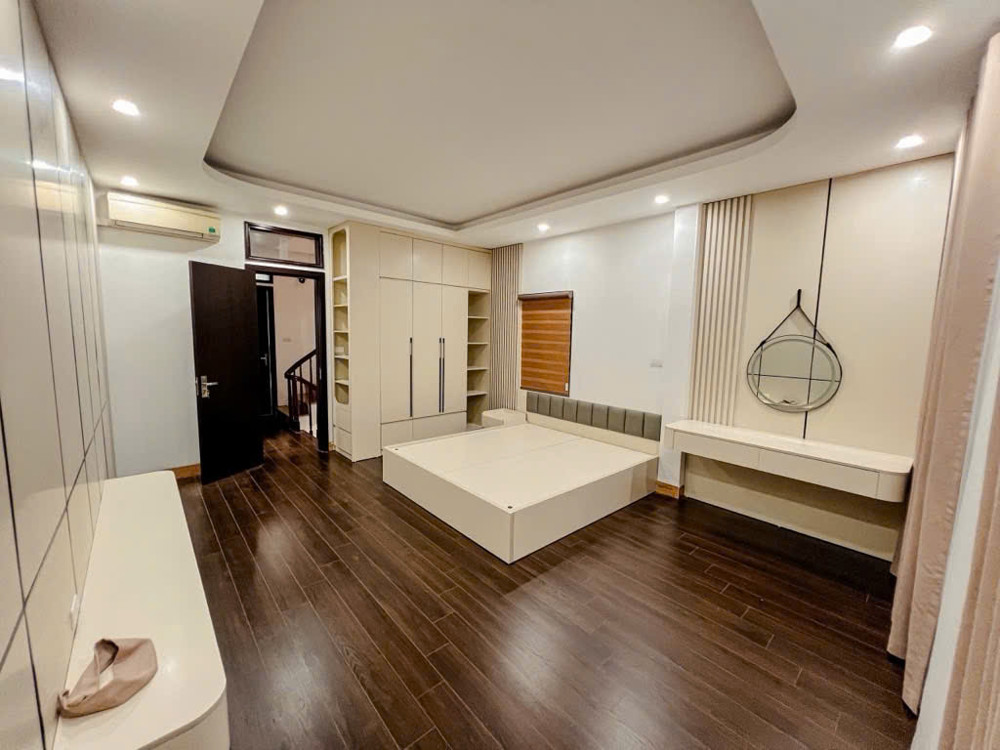 Cần Tiền BánCăn Nhà Mới Ô TÔ Đỗ Cổng, 50  met * 4 Tầng. Nhỉnh 10 Tỷ – Kv KĐT Trung Văn – Vinaconex