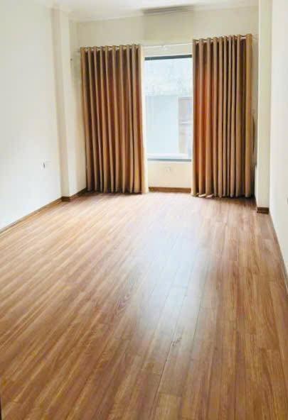 NHÀ PHỐ LẠC LONG QUÂN 45M 5T 11,6 TỶ GẦN ĐƯỜNG Ô TÔ- GẦN HỒ TÂY-VỊ TRÍ ĐẸP