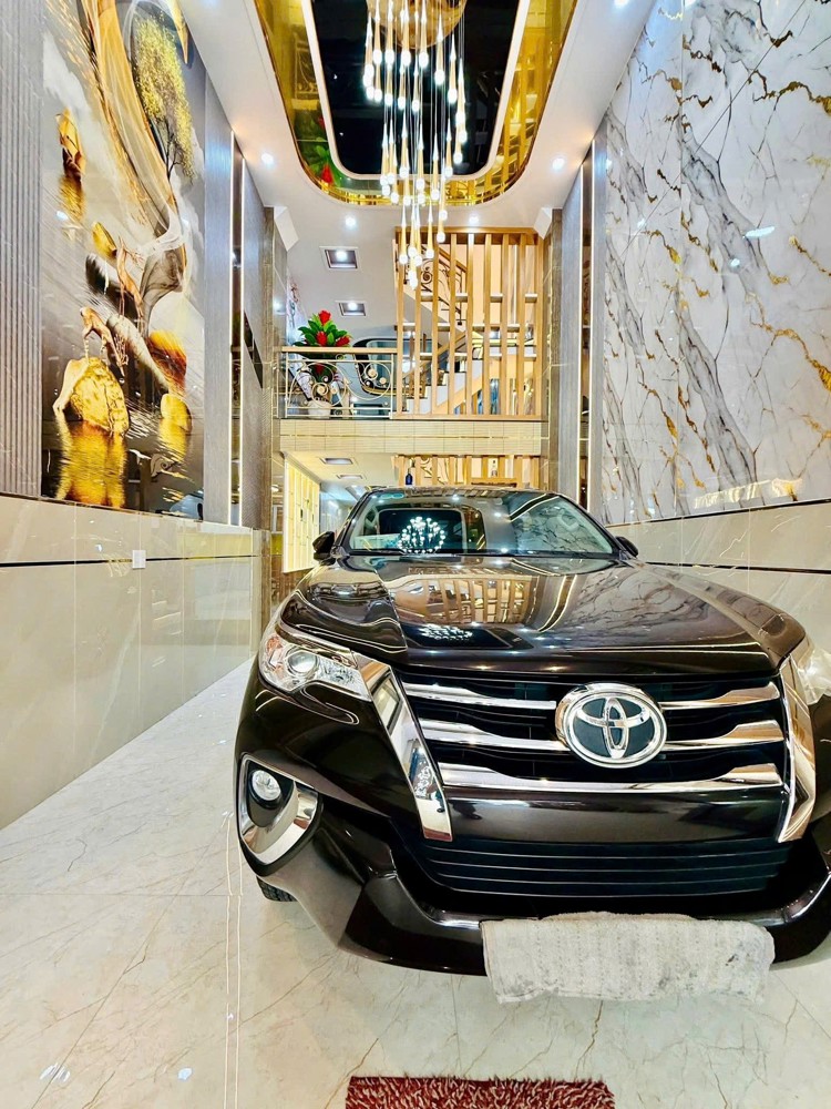 68m2, BÁN GẤP NHÀ 5 TẦNG, HXH, THANG MÁY, PHAN HUY ÍCH, P12 GÒ VẤP, 10 TỶ NHỈNH