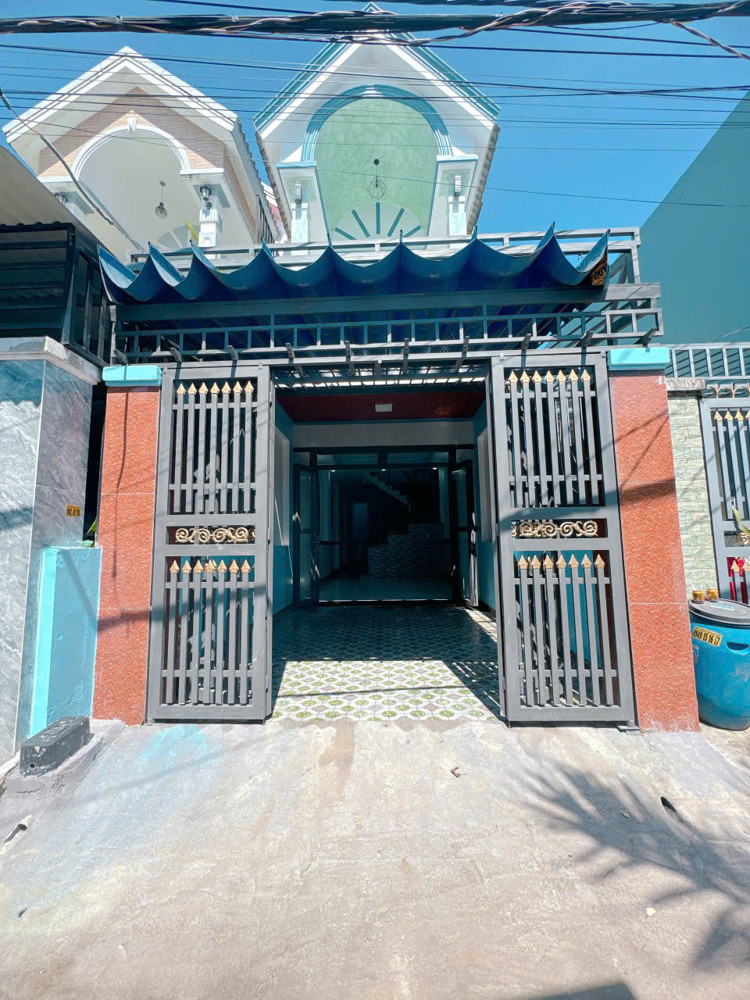 Bán nhà ĐẸP 2 Tầng P.Biên Hòa,Đường xe hơi,SHR,gần Đông Bình Dương