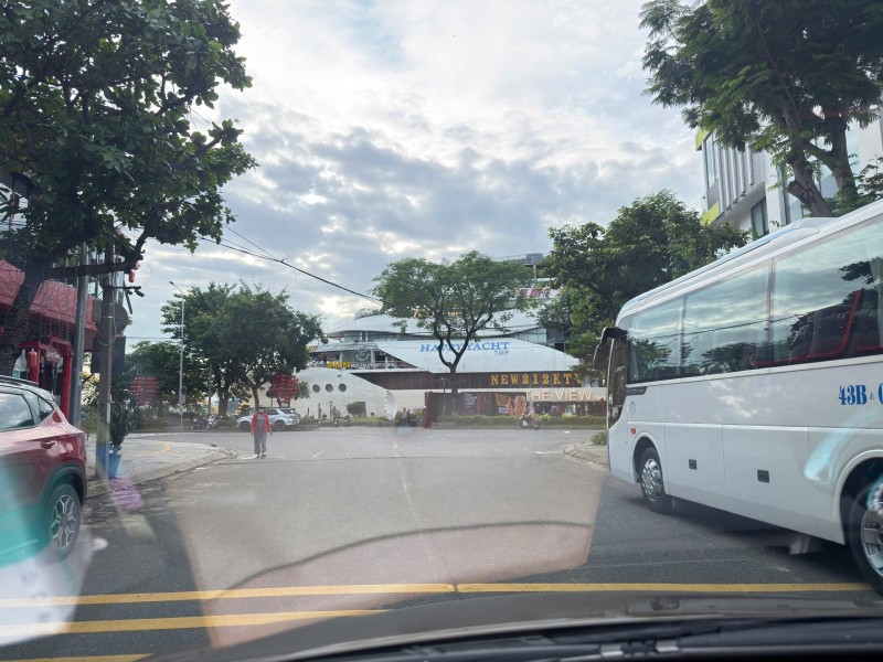 ► MT Triệu Việt Vương, Mặt Chợ Hà Thân, sát Cầu Tình Yêu, lõi Khu Du Lịch, 110m2, ngang 5m