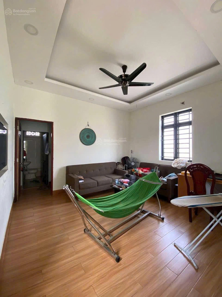 Chính chủ bán nhà 3 lầu đường Nguyễn Văn Tăng Q9 cũ, Mặt tiền 6m. Giá 6,65 tỷ. LH: 0845936678