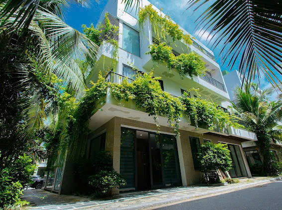 Bán căn biệt thự xây 4 tầng 2 mặt đường, mặt tiền cực rộng 10,5m