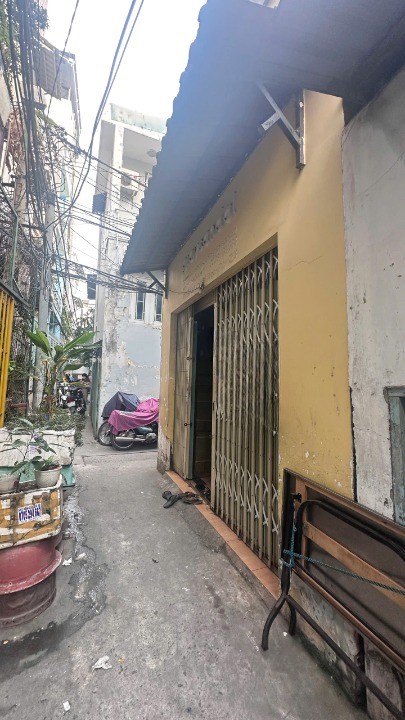 Nhà 1 lầu hẻm thông Dương Bá Trạc P1Q8, Giá : 2.9 Tỷ (TL)