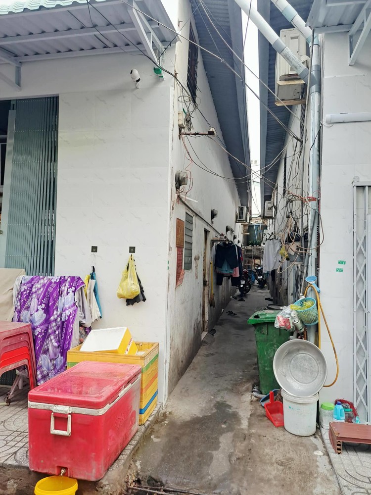 NGAY CHỢ LÊ ĐÌNH CẨN – DÃY TRỌ 5 PHÒNG – 85M² – GIÁ CHỈ 5,5 TL