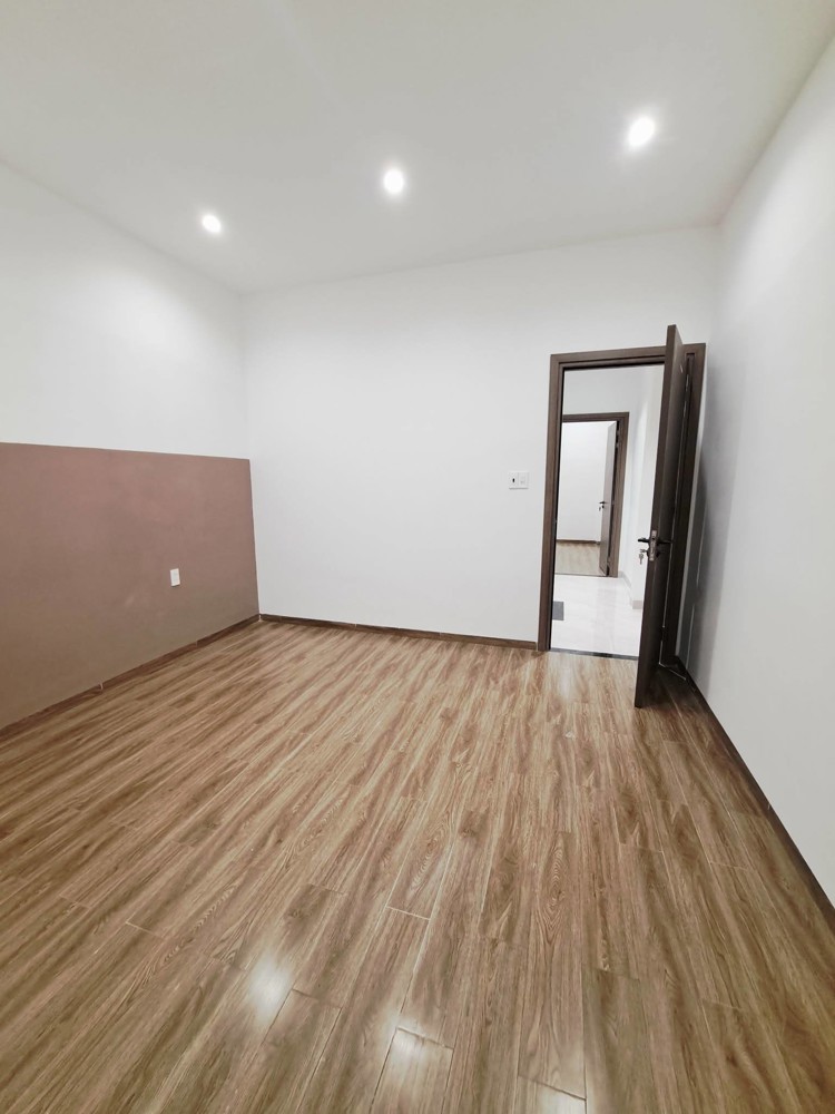 GIÁP LÊ VĂN QUỚI – HẺM 6M Ô TÔ ĐỖ CỬA - 46M² – 2 TẦNG BTCT MỚI ĐẸP - BHHA, BÌNH TÂN