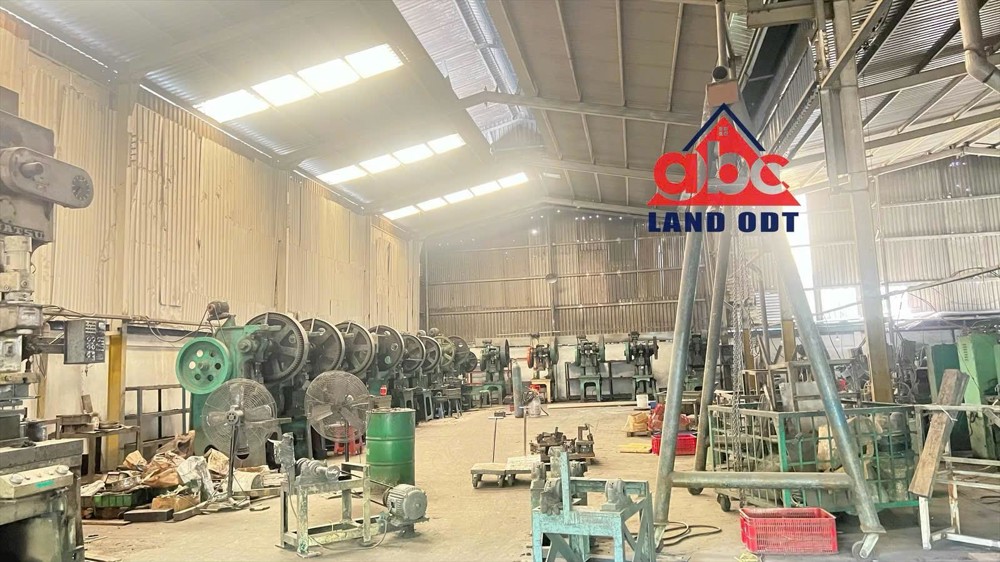 XT677 xưởng cho thuê sản xuất thích hợp nhiều ngành nghề, trống xưởng bàn giao liền