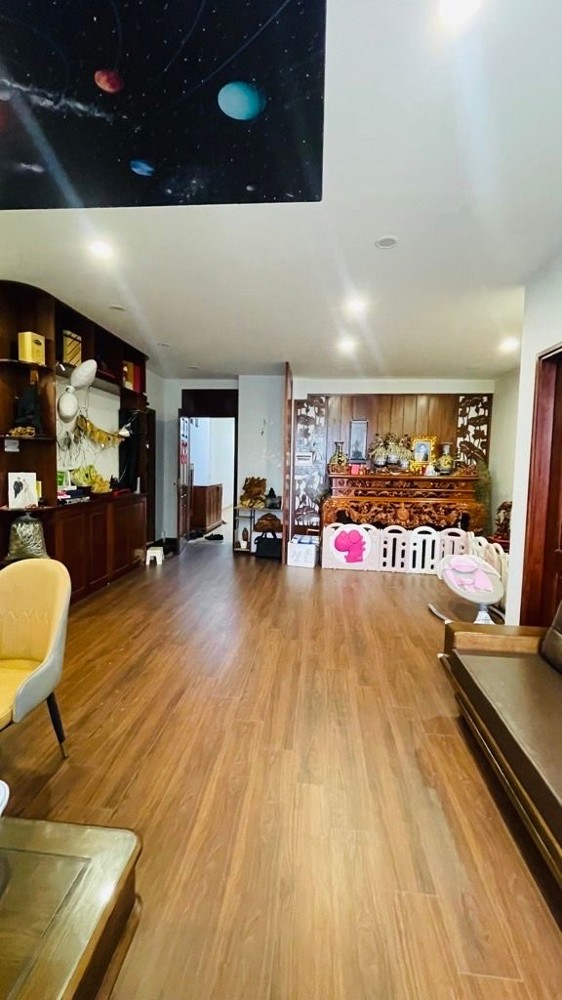 bán chung cư đường mạc thái tổ cầu giấy 95m 2 ngủ 2 wc giá 7,4 tỷ