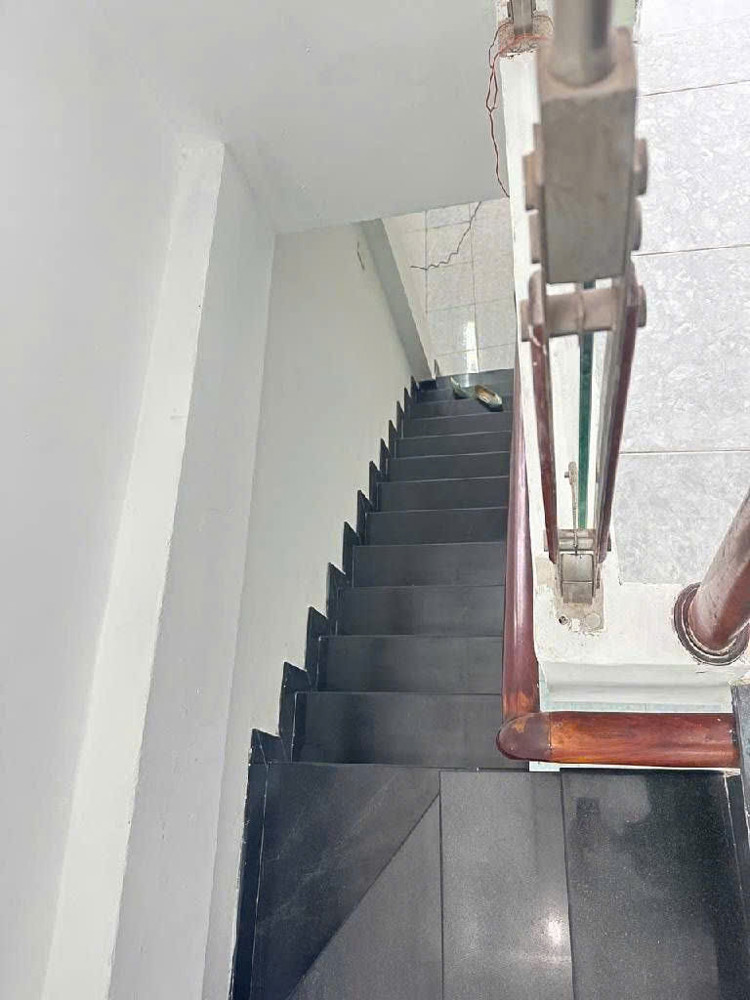 Nhà mặt tiền đường số 25 Lê Văn Thịnh ngang khủng hơn 6m, giá tốt bất ngờ