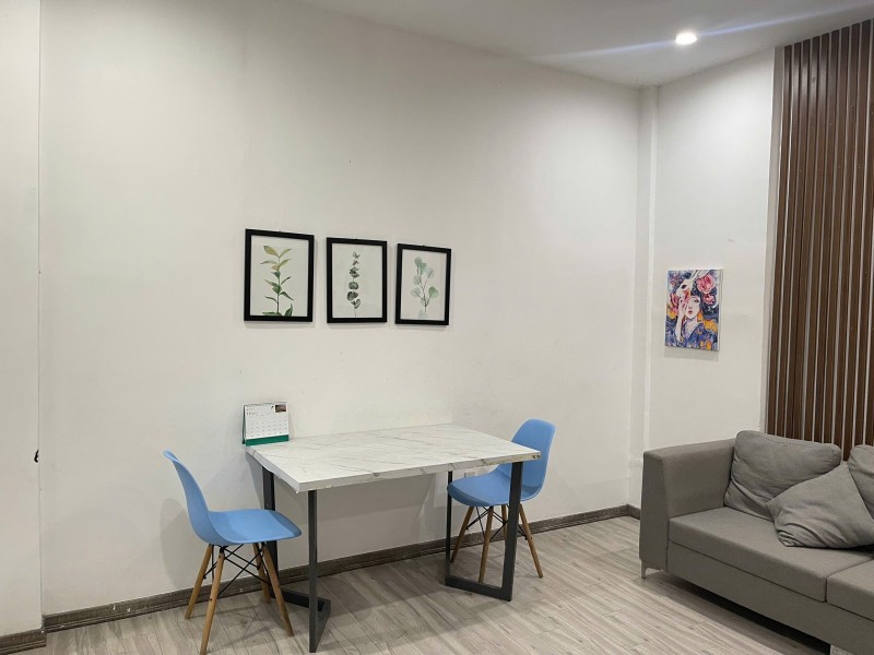 ► Nhà Kiệt Ô tô 5m thấy MT Lý Tự Trọng 105m2, 5 tầng hiện đại, 11 phòng KD, thu 60tr/th 13.x tỷ