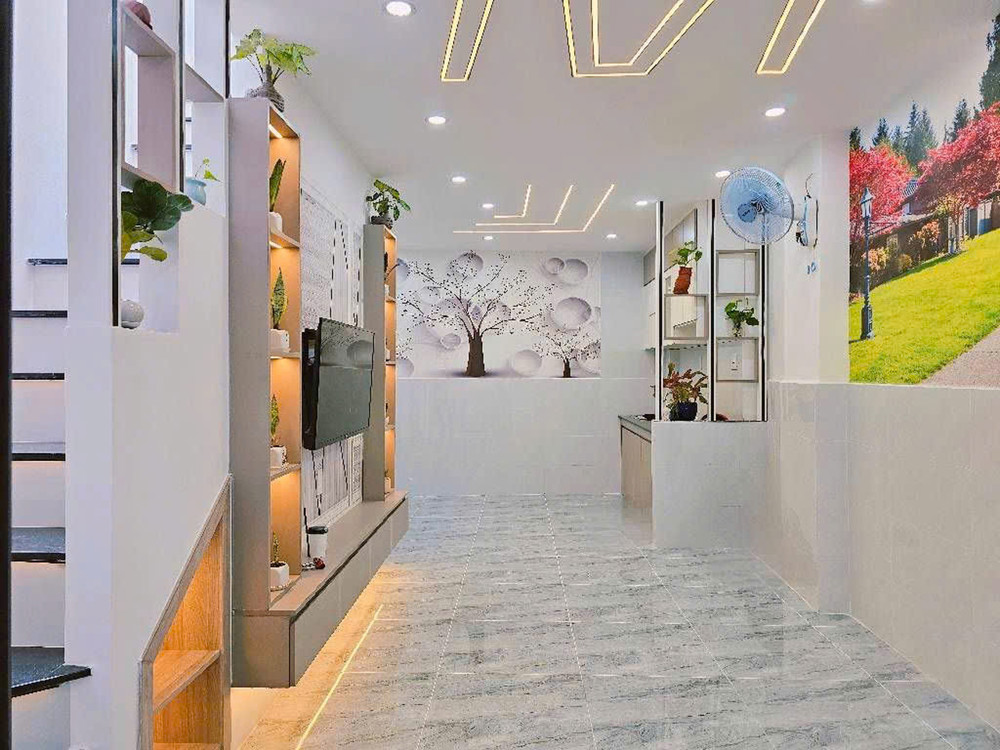 D1799 ⚡️ Giảm 210tr! sát Emart Phan Văn Trị, SHR, Nở hậu, 3.8x7m, 3.x tỷ