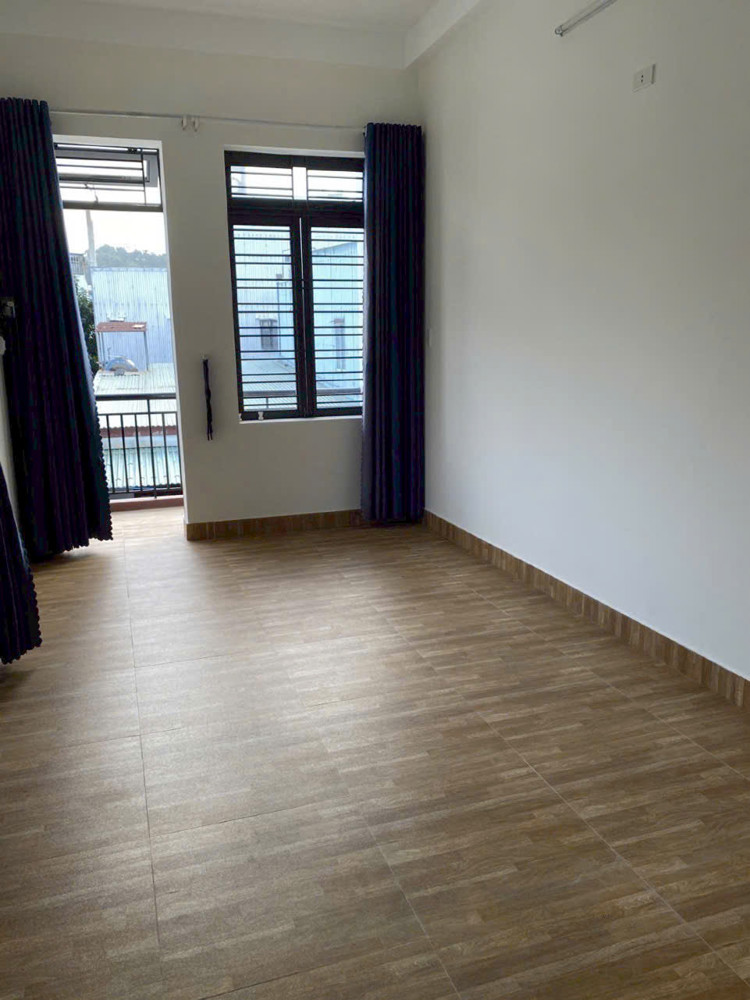 BÁN NHÀ 2 TẦNG K LẠC LONG QUÂN HOÀ KHÁNH