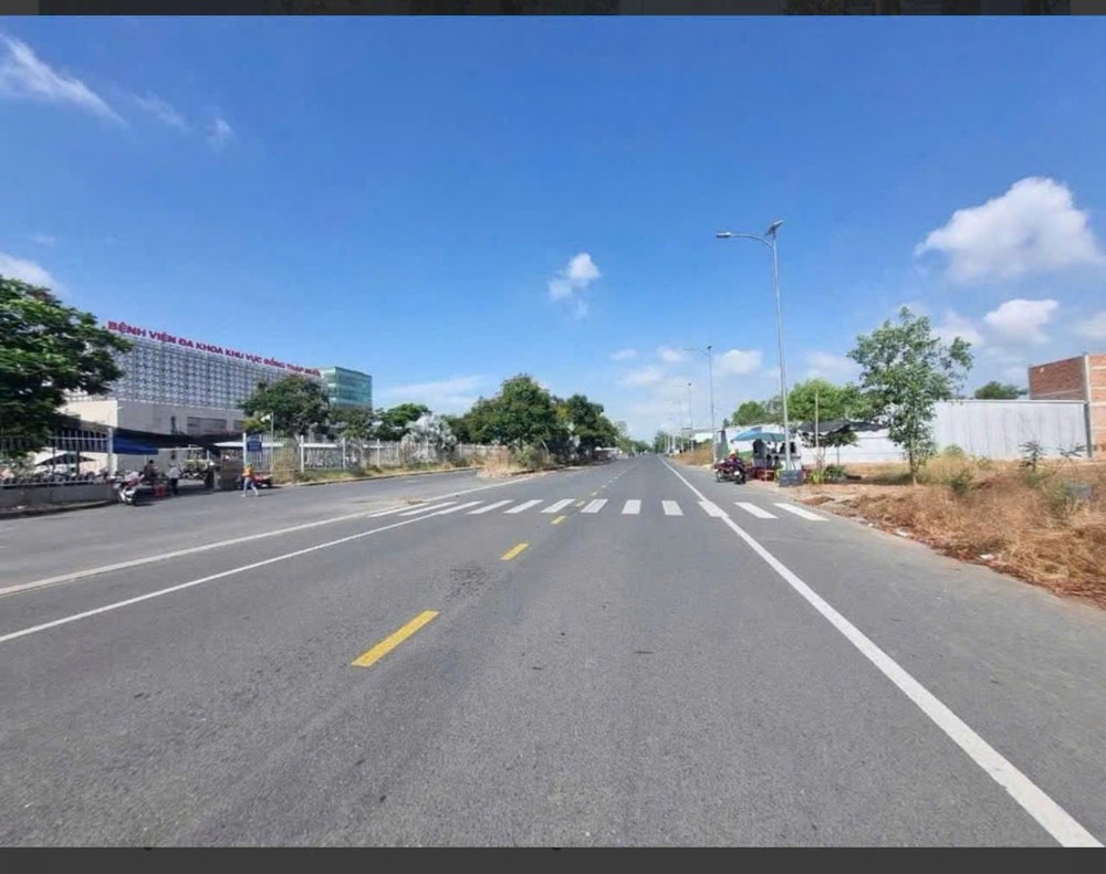 HOT HOT - CẮT LỖ SÂU NHẤT THỊ TRƯỜNG! BÁN GẤP 100m2 Mặt Tiền LÝ THƯỜNG KIỆT CHỈ 920 TRIỆU!