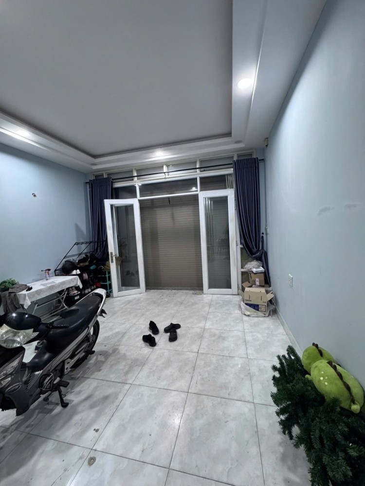 Bán nhà 4 tầng, DT  52m2  tại đường số 16, Phường Thạnh Mỹ Lợi, Q.2, Hồ Chí Minh - Sổ Hồng, giá