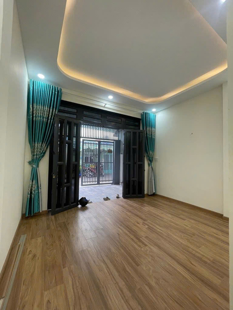 O1804 💖 Giảm 150tr! sát CV Phần Mềm Quang Trung, SHR, Vuông, 4.2x17m, 2.x tỷ