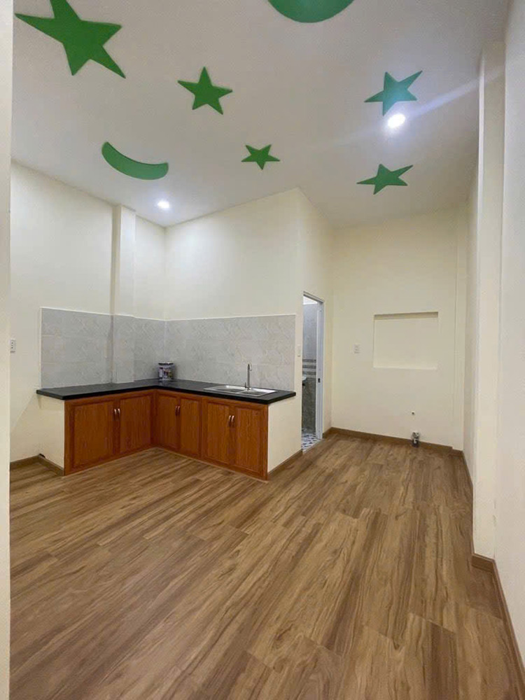 O1804 💖 Giảm 150tr! sát CV Phần Mềm Quang Trung, SHR, Vuông, 4.2x17m, 2.x tỷ