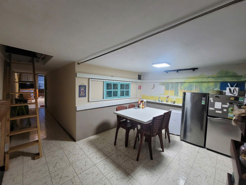 NHÀ ĐẸP – GIÁ TỐT -CHỈ 6,5 TỶ SỞ HỮU NGAY CĂN HỘ LẦU 1 TRUNG TÂM Số 49D Trần Hưng Đạo, P.5, Q.5, HCM