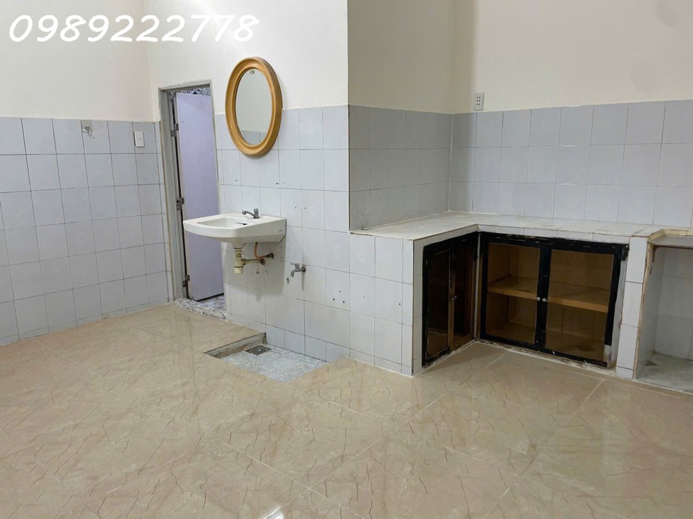 RẺ NHẤT QUẬN 1 3 BƯỚC HXH  THÔNG  - SAU LƯNG CĂN MẶT TIỀN  - 5X13M - CN 61.9m - 2 TẦNG - 3PN