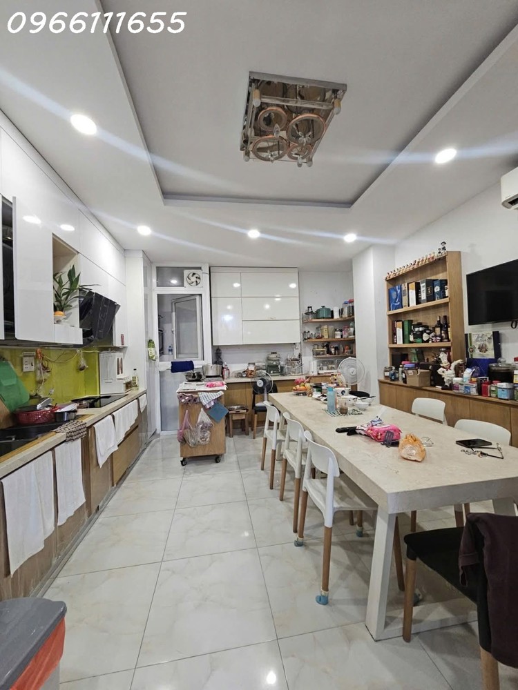 BÁN NHÀ TRƯỜNG SA  P13 . QUẬN PHÚ NHUẬN -  HẺM Ô TÔ TRÁNH - 5 TẦNG -4.5x13- 6PN