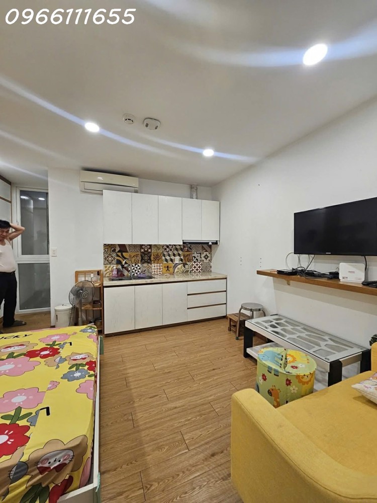 BÁN NHÀ TRƯỜNG SA  P13 . QUẬN PHÚ NHUẬN -  HẺM Ô TÔ TRÁNH - 5 TẦNG -4.5x13- 6PN