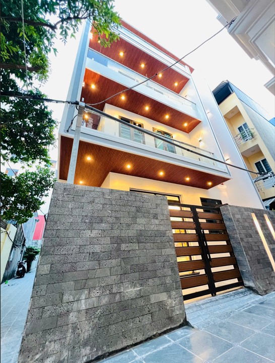 Bán villa 4 tầng lô góc 3 mặt ngõ, full nội thất, ô tô đỗ cửa tại Hải Phòng